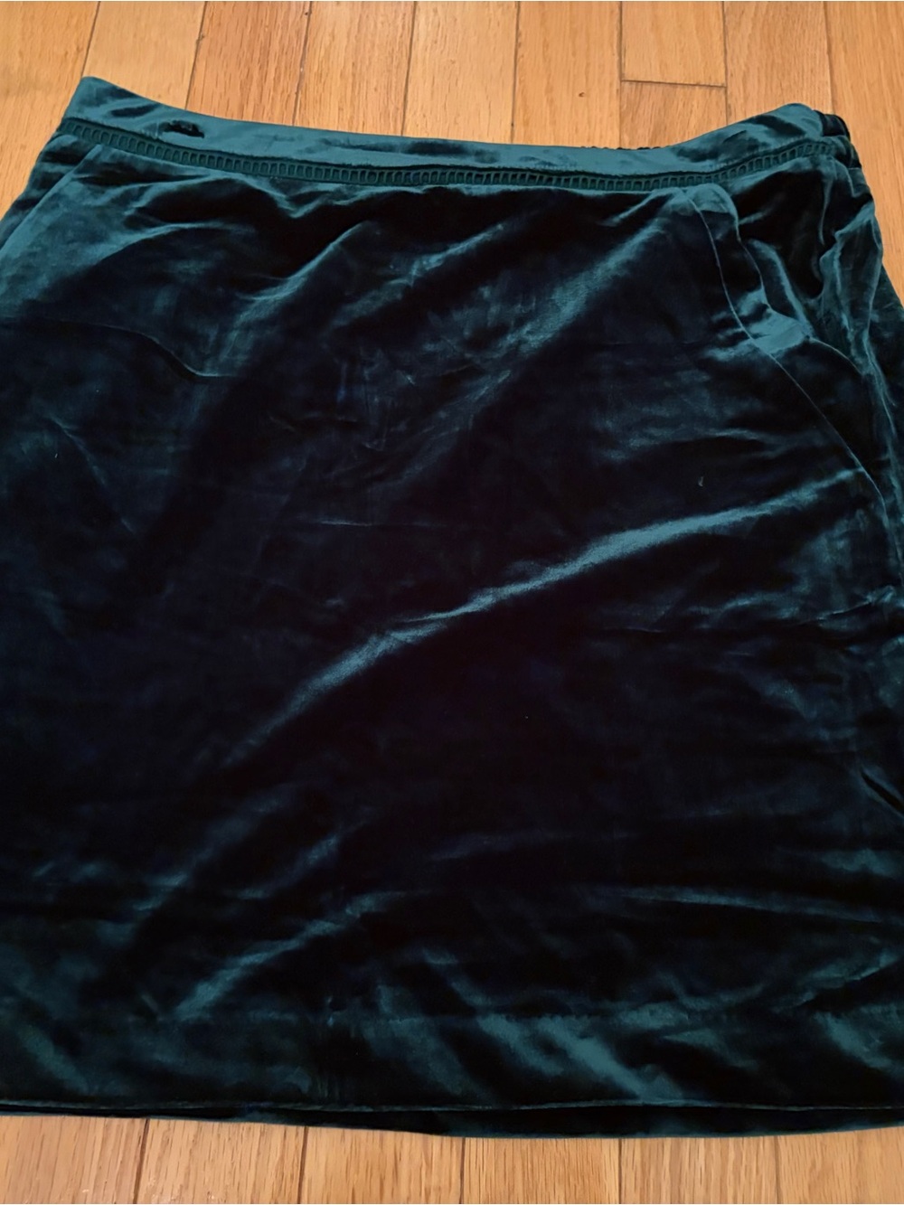 Skies Are Blue Velvet Mini Skirt in Deep pine green color